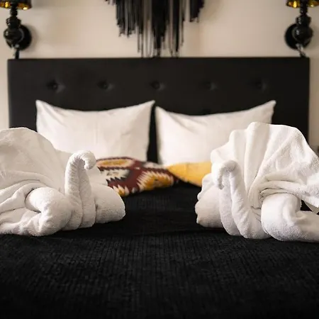 Apartment Brick House - Stefan