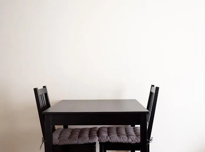 Brick House - Stefan