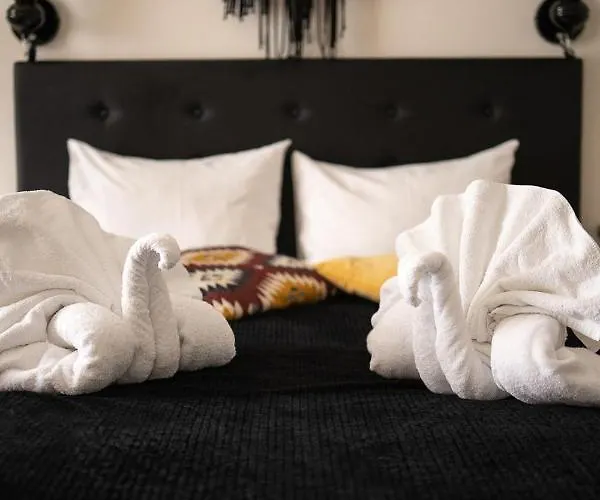 Apartment Brick House - Stefan