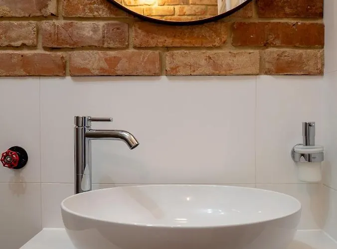 Apartment Brick House - Stefan Wroclaw